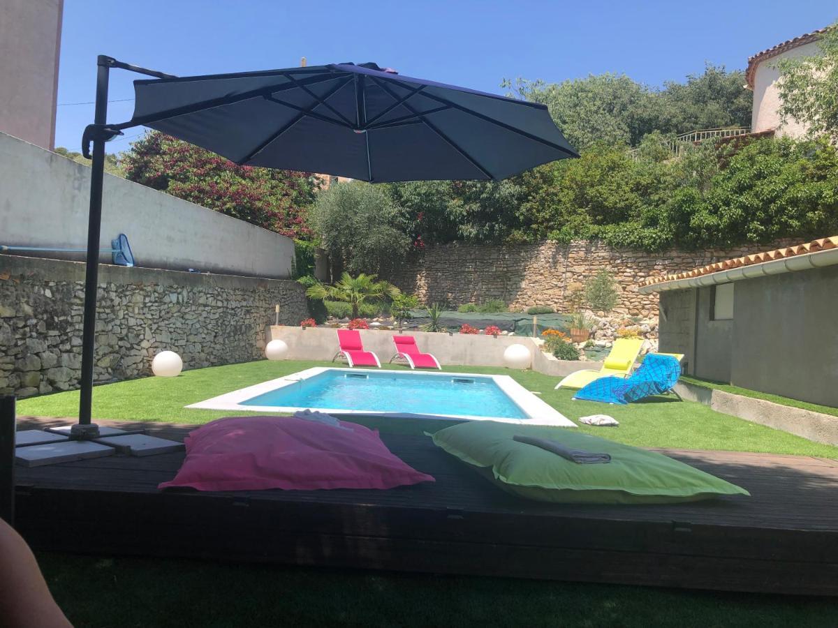 Villa Calme Avec Piscine Privee Nîmes Exterior foto